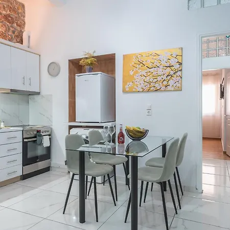 Contemporary 200m From Acropolis 100mbps Netflix Apartament Ateny