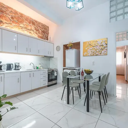 Contemporary 200m From Acropolis 100mbps Netflix Ateny