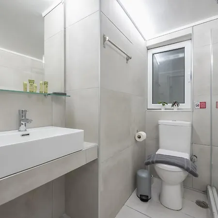 Contemporary 200m From Acropolis 100mbps Netflix Apartament *
